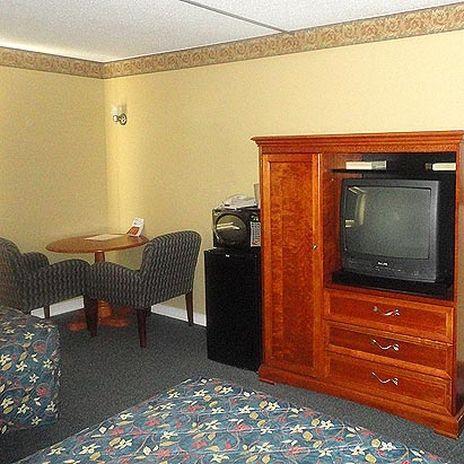 Days Inn By Wyndham West Branch Iowa City Area Zimmer foto