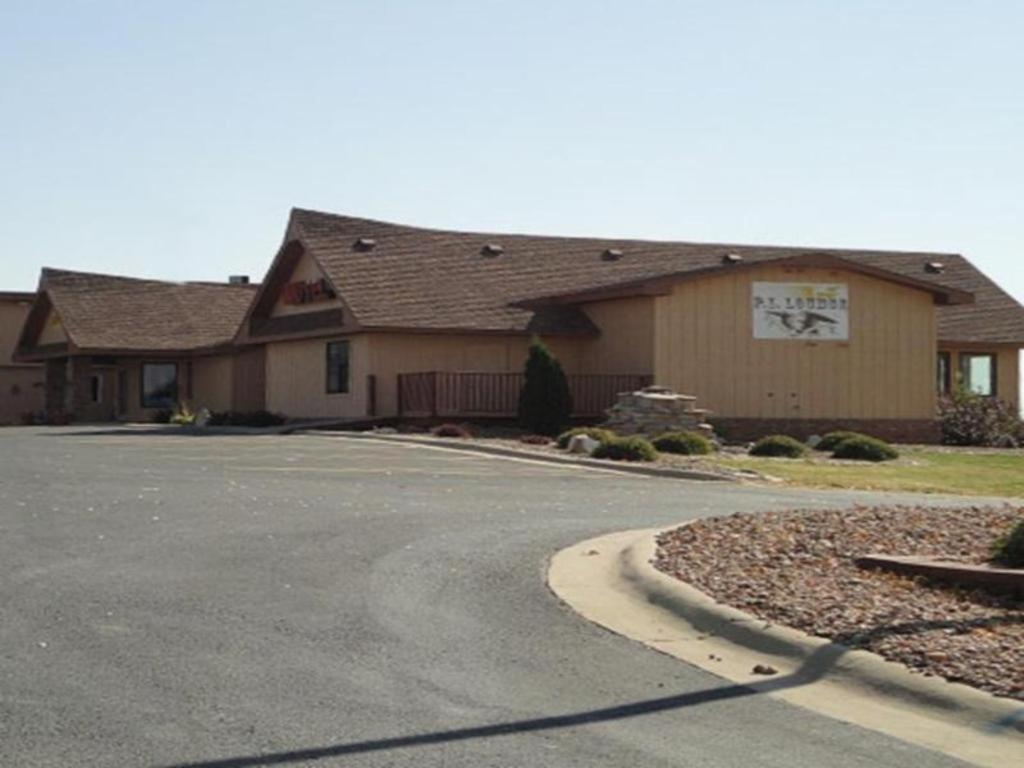 Days Inn By Wyndham West Branch Iowa City Area Exterior foto
